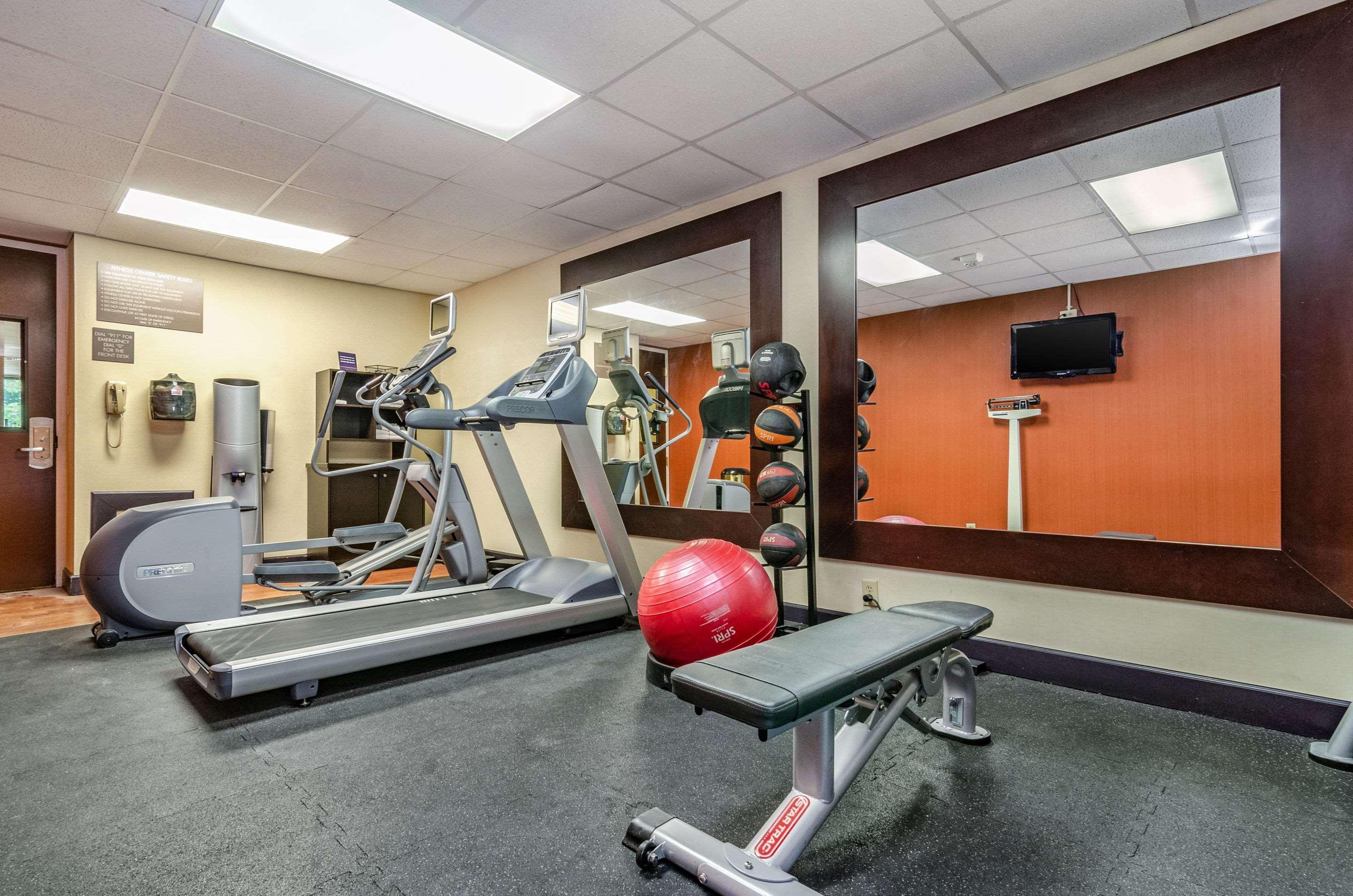 Comfort Inn Raleigh Midtown Екстер'єр фото