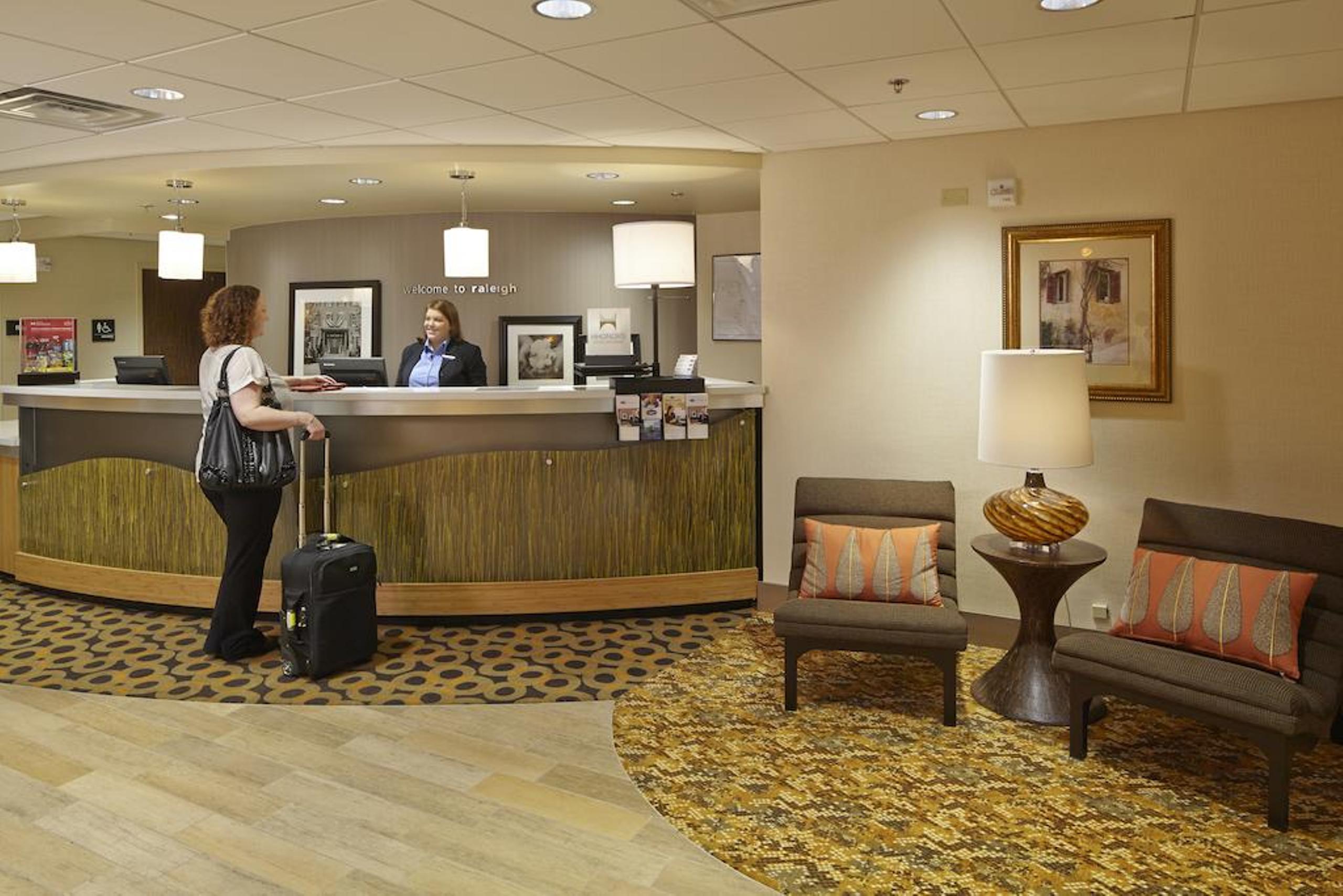 Comfort Inn Raleigh Midtown Екстер'єр фото