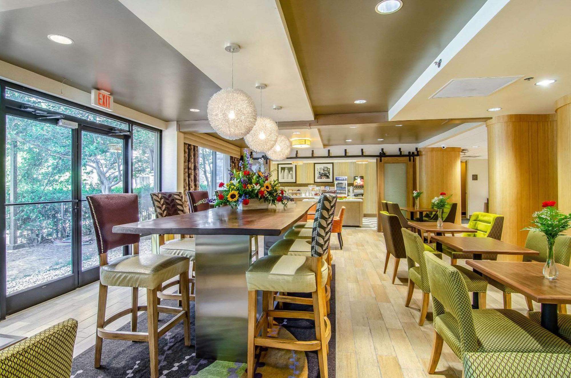Comfort Inn Raleigh Midtown Екстер'єр фото