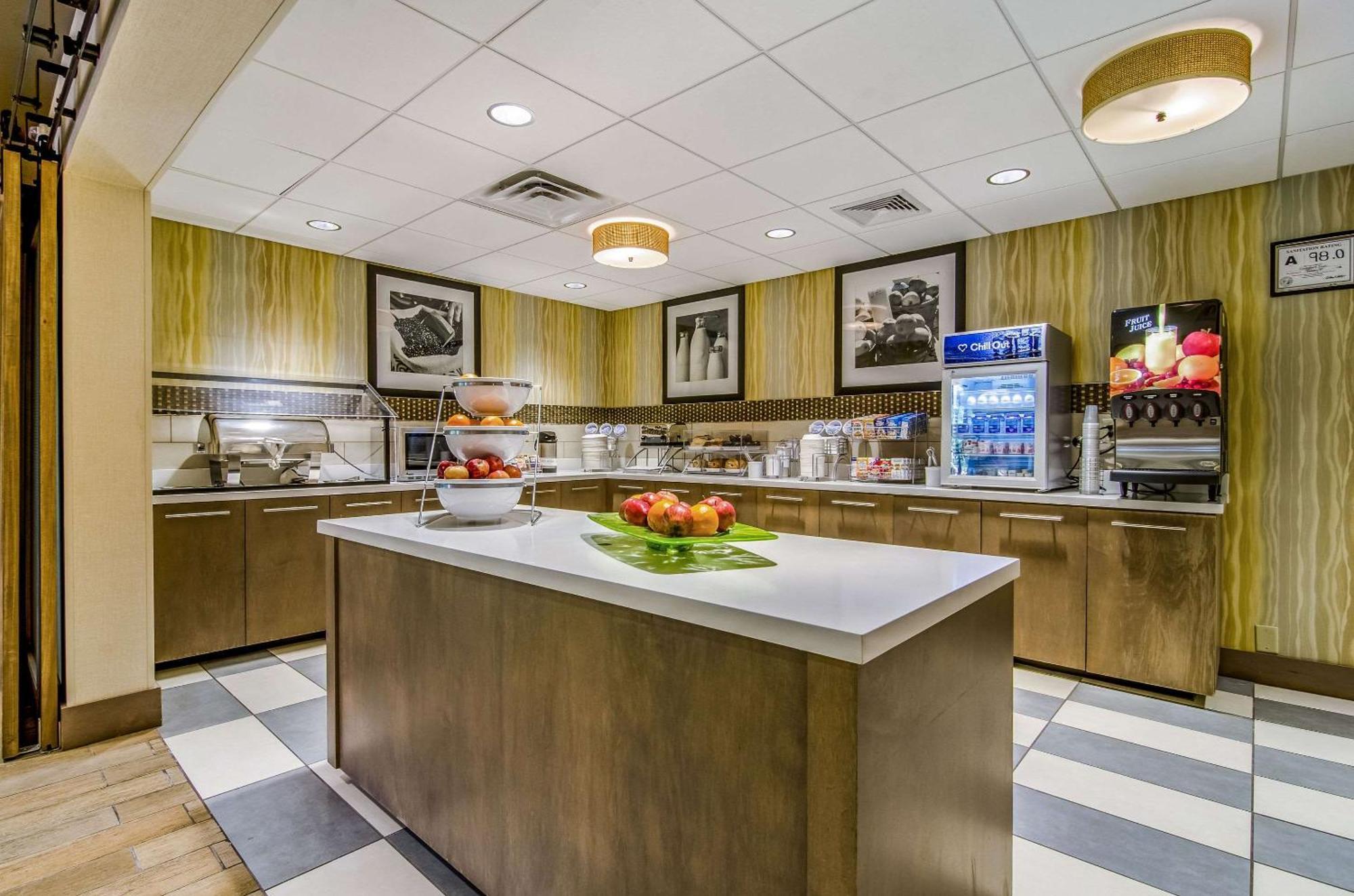 Comfort Inn Raleigh Midtown Екстер'єр фото