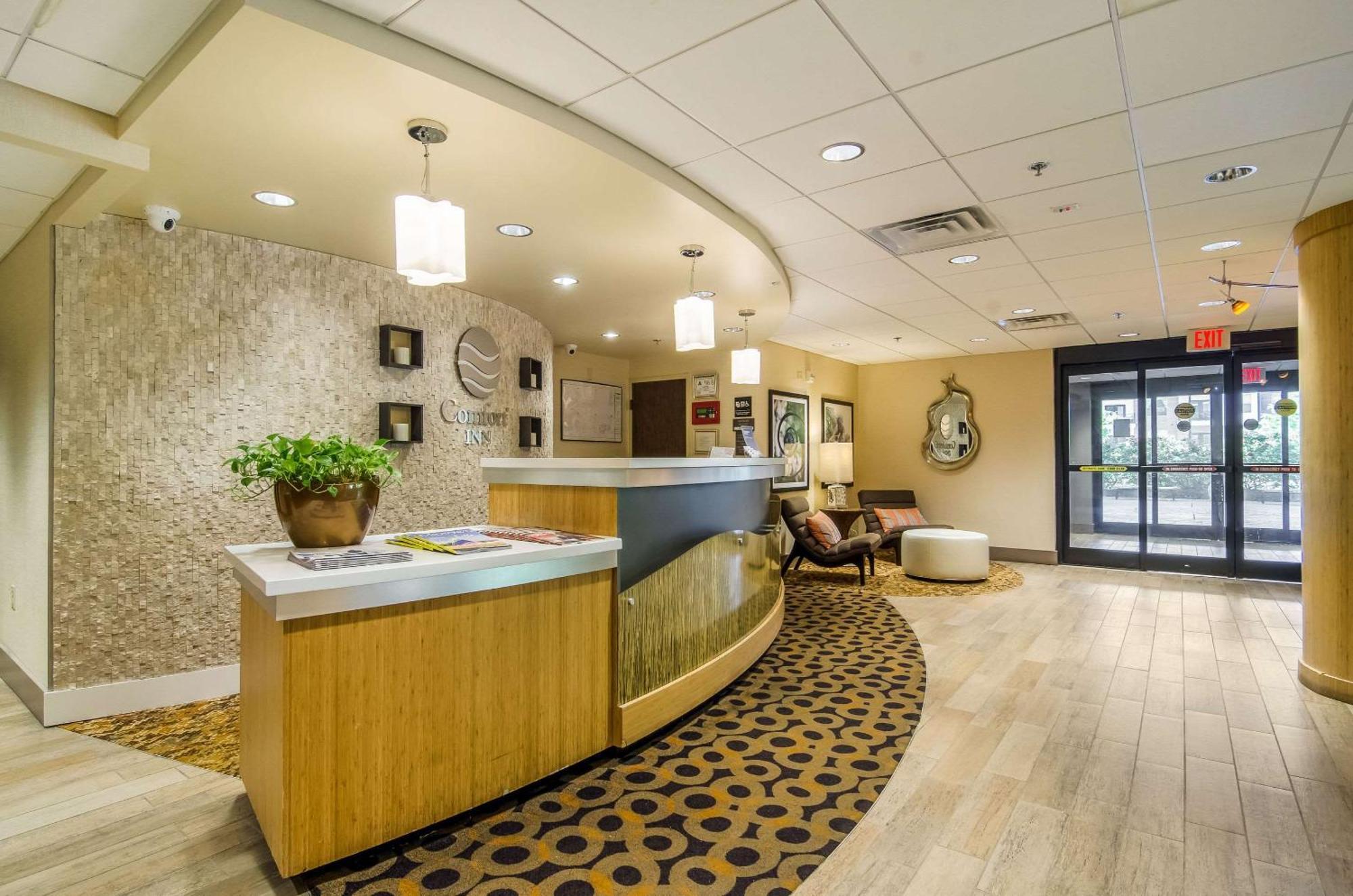 Comfort Inn Raleigh Midtown Екстер'єр фото