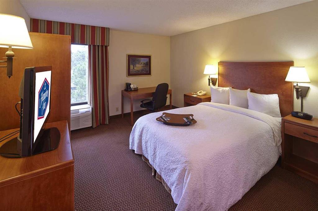 Comfort Inn Raleigh Midtown Номер фото